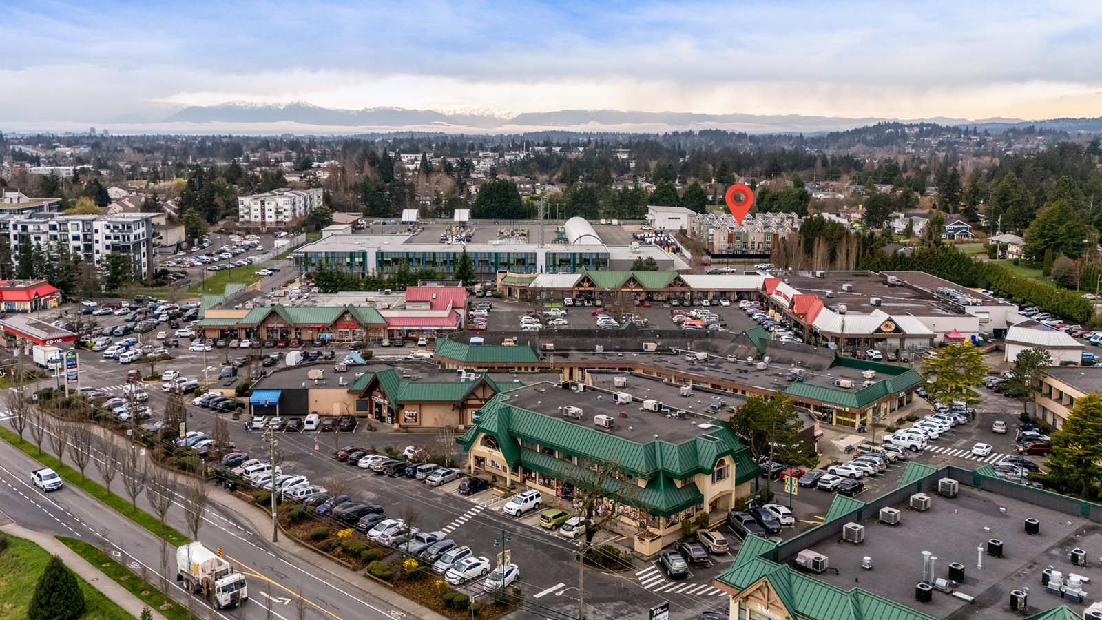 29-4355 Viewmont Ave. -Featured