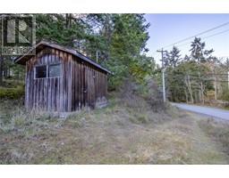 4559 Bedwell Harbour Rd-Property-23874207-Photo-13.jpg